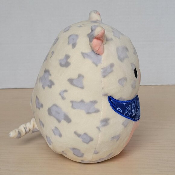 Kellytoy Rosie the Pig 2021 Squishmallow With Dark Blue Bandana Plush Toy 8 in - Picture 3 of 12